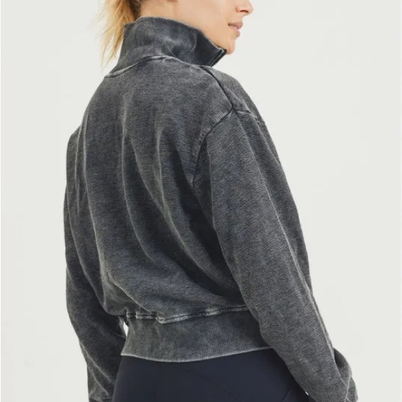 Half zip pullover - Picture 2 of 5